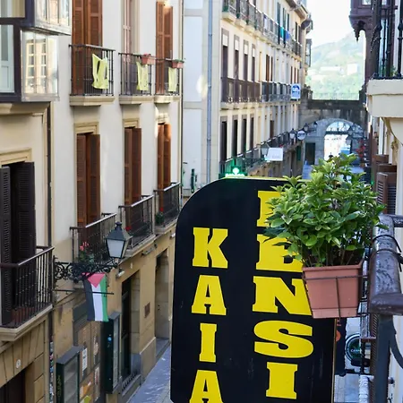 Kaia Guest house 3*