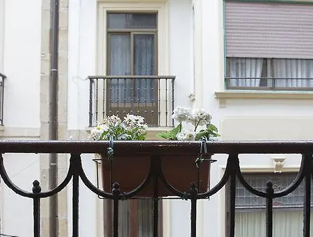 Kaia Guest house 3*